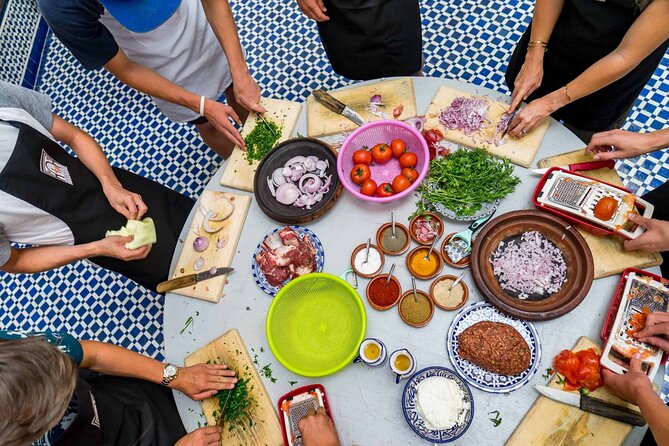 Moroccan Cooking Class and Fez Market Visit and Meal - Choosing dishes and learning traditional methods