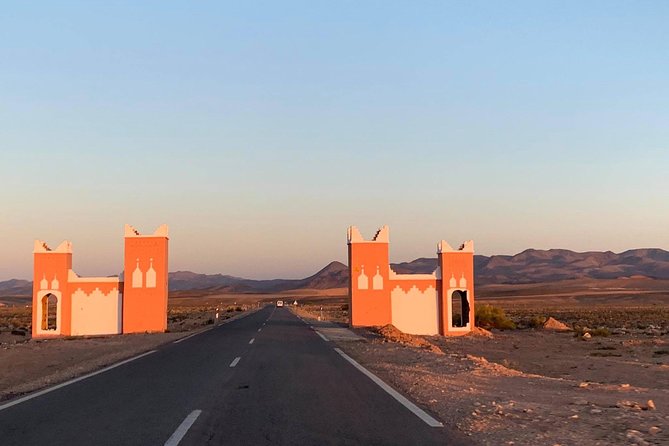 Moroccan Desert 3-Day Luxury Tour from Marrakech - Practical packing advice for the 8:00 a.m. departure
