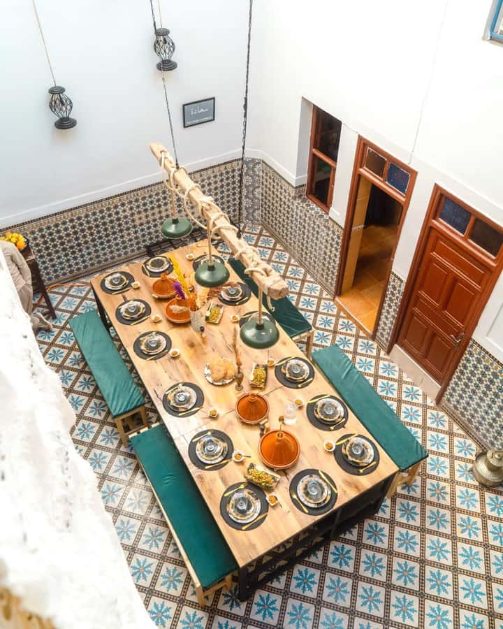Moroccan Food Cooking Class with a Local Chef in Marrakech - The restaurant setting and what it changes