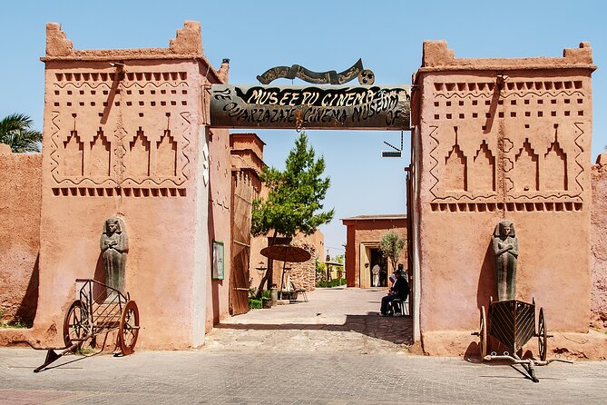 Morocco 12 Days Tour from Casablanca - Chefchaouen, Volubilis, and Meknes