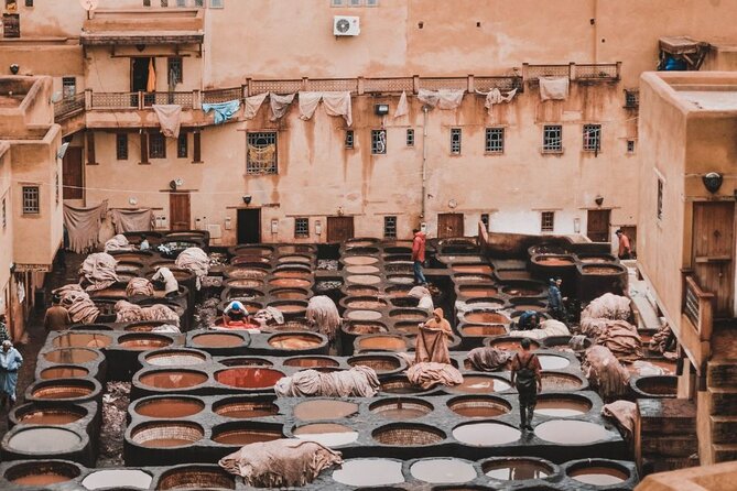 Morocco 8-Night Tour: Chefchaouen, Desert & Hot Air Balloon - Day 3: Fez, leather, fountains, and narrow streets