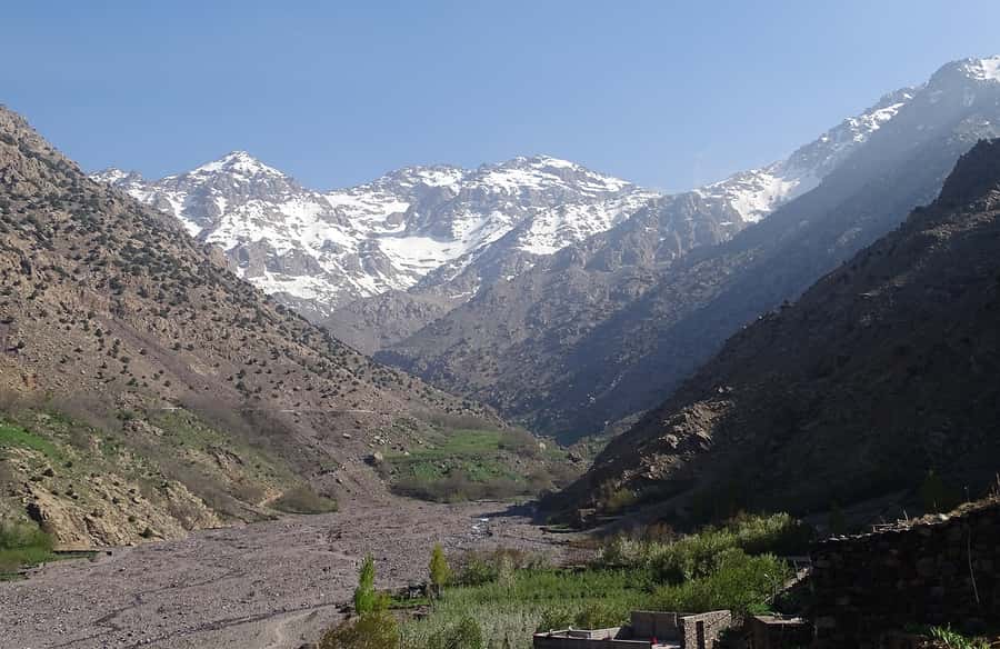 Mount Toubkal Trek 2 Days & 1 Night - Day one: climbing to the 3,200-meter refuge