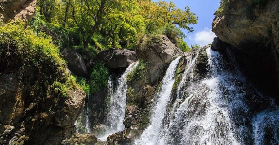 Ourika Valley Day trip: Hike, waterfall, lunch and Relax - What the guide adds to the day