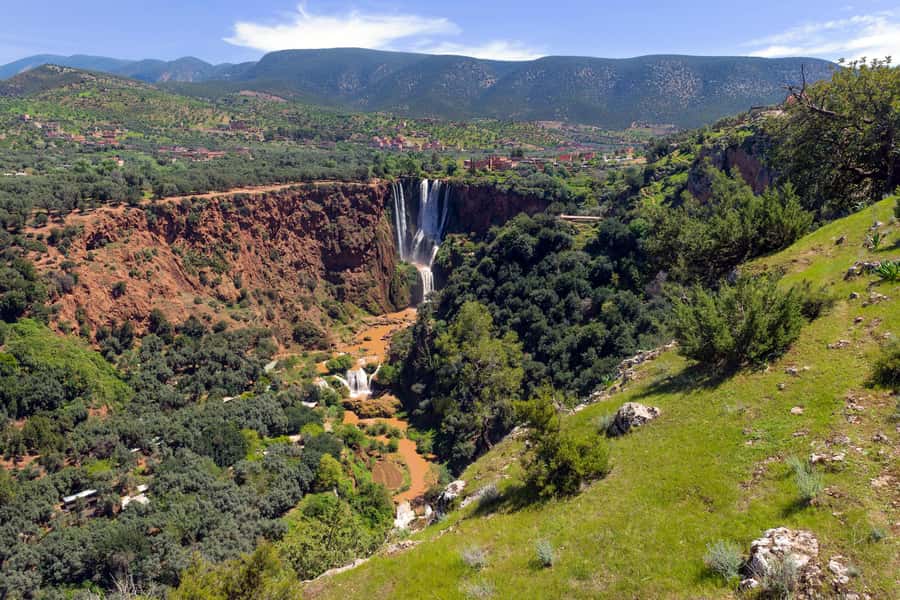 Ouzoud Waterfalls: Day Trip from Marrakech - Guides And Drivers: A Mixed But Important Picture