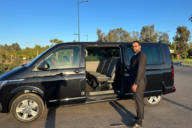 Private Chauffeur & Premium Transportation in Marrakech - A direct 15 to 30 minute ride into Marrakech