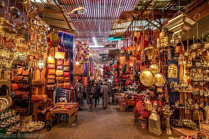 Private Fez Medina Guided Walking Tour - Why a private walk helps in Fez Medina