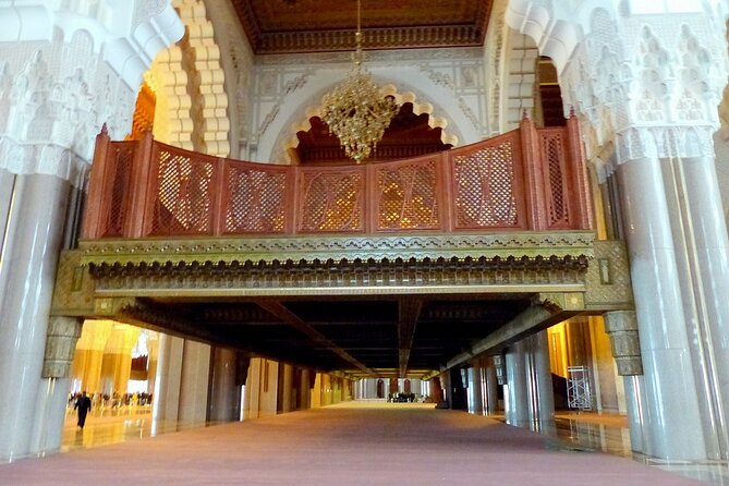 Private Guided Tour of Casablanca Including Mosque Entrance - Five things to know before booking