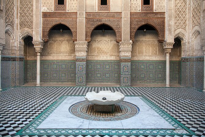 Private Guided Walking Tour in Fez Medina - Kairaouine Mosque and the limits of access