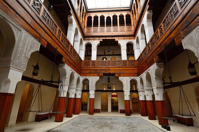 Private Half-Day Walking Tour of Fez Medina - Kairaouine Mosque and the limits of access
