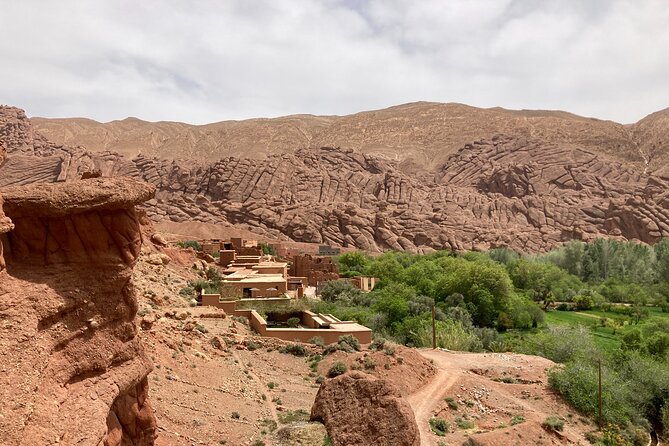 Private Monkey Fingers Canyon Hike - What the local guides add