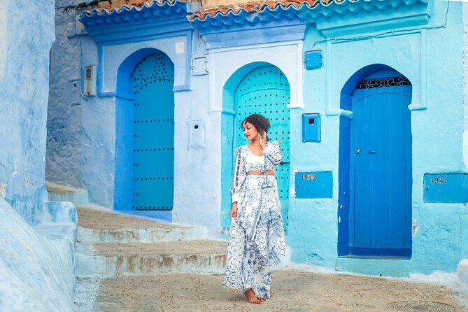 Private photo tour with a local pro photographer - Bab El Ain, a strong opening portrait spot