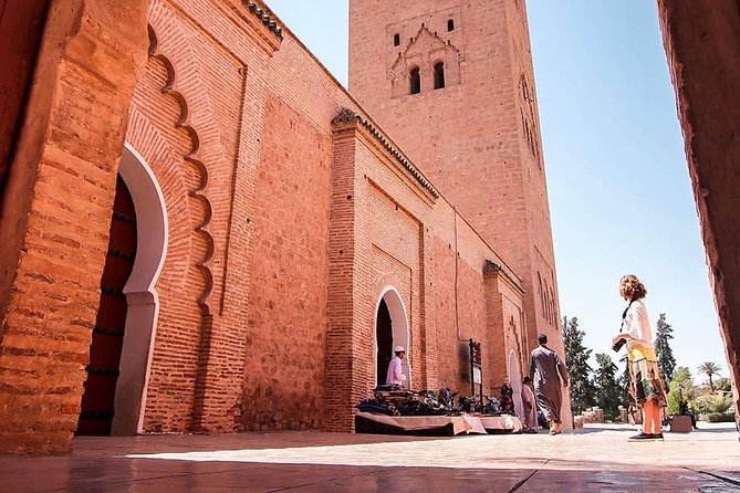 Private Tour: Marrakech Medina By Night - Tea, coffee, olives, and dried fruit