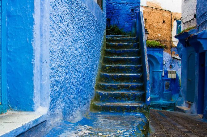Private walking tour of Chefchaouen (The blue city) - Outa el Hammam Square, the city’s social center