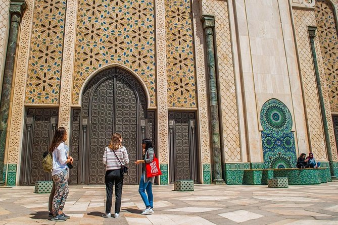 Religious Casablanca: Private Spiritual Tour Including Hassan II Mosque Visit - Why this Casablanca tour is different