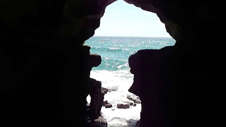 Tangier & Chefchaouen: 2-Day Tour From Casablanca By Train - Catching the train from Casablanca