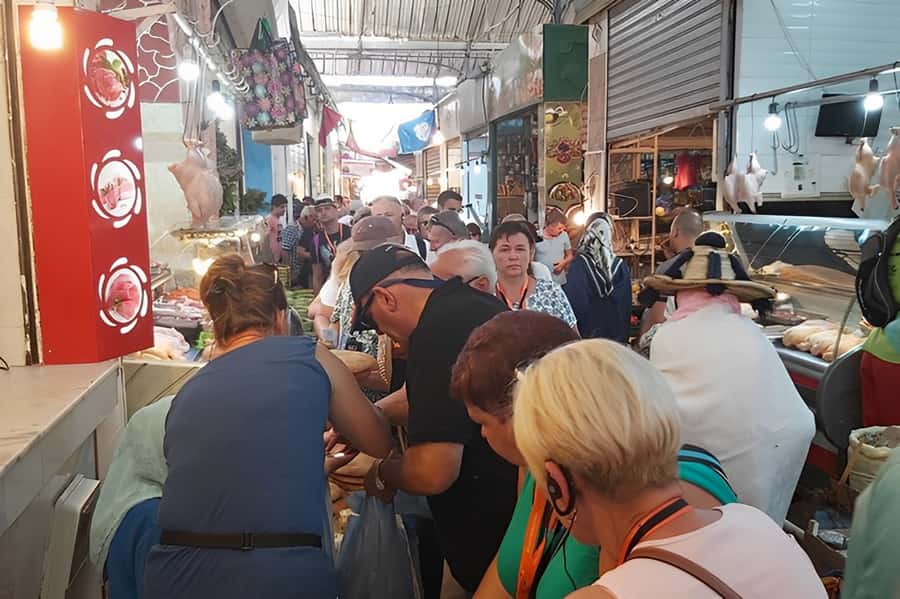 Tarifa/Algeciras: Tangier Private Day Tour with Ferry Ticket - Grand Socco, Petite Socco, and the Medina