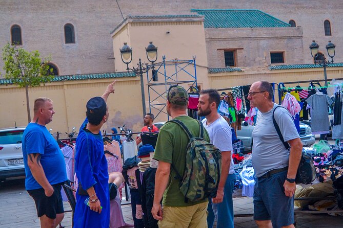 Tour guide in the old city of Fez - Why a guided walk helps in Fez el-Bali