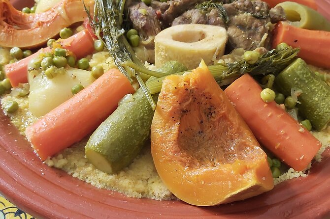 Traditional Moroccan and Berber cooking classes - Preparing tagine, couscous, or pastilla