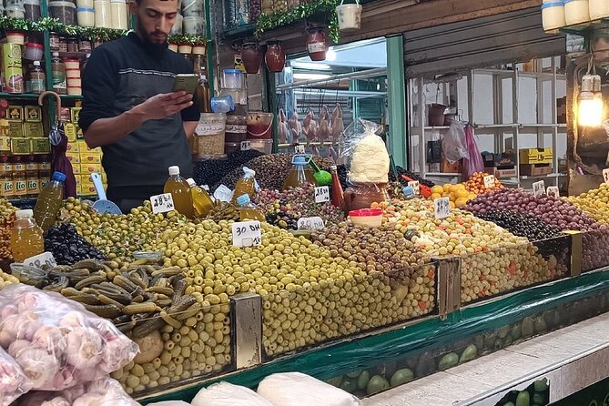 Traditional Souks Shopping Private Tour in Casablanca - The people make the private format work